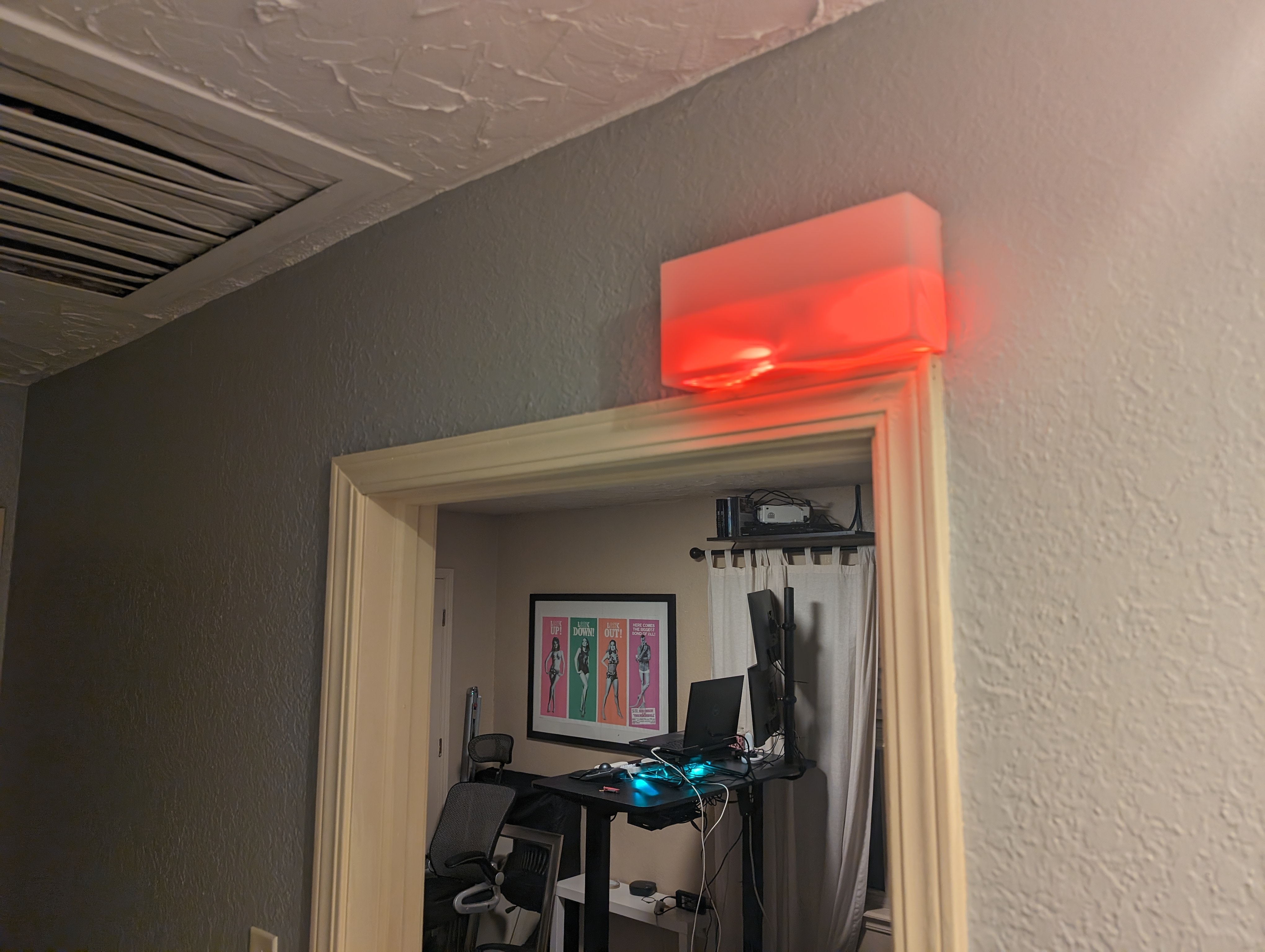 busy light red